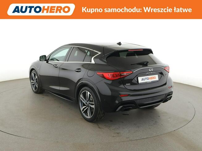 Infiniti Q30 4x4 automat skóra/alcantara navi klima auto grzane fotele