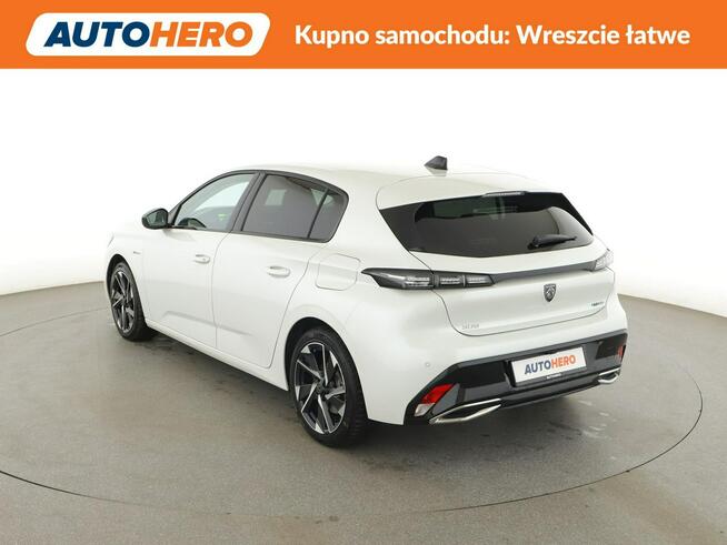 Peugeot 308 PHEV Allure Pack navi kamera180 LED ACC