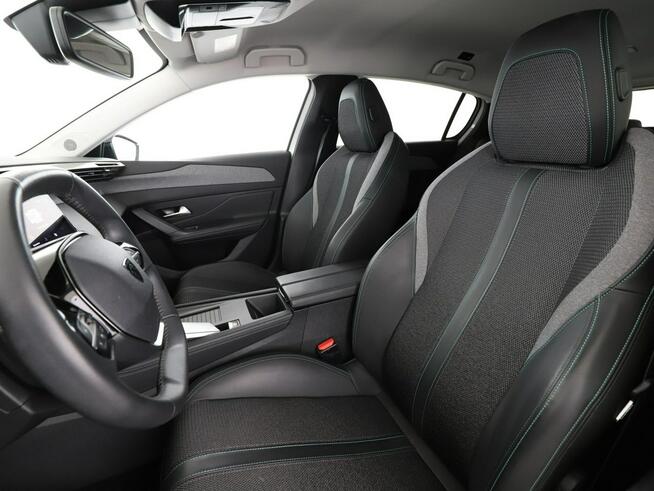 Peugeot 308 PHEV Allure Pack navi kamera180 LED ACC