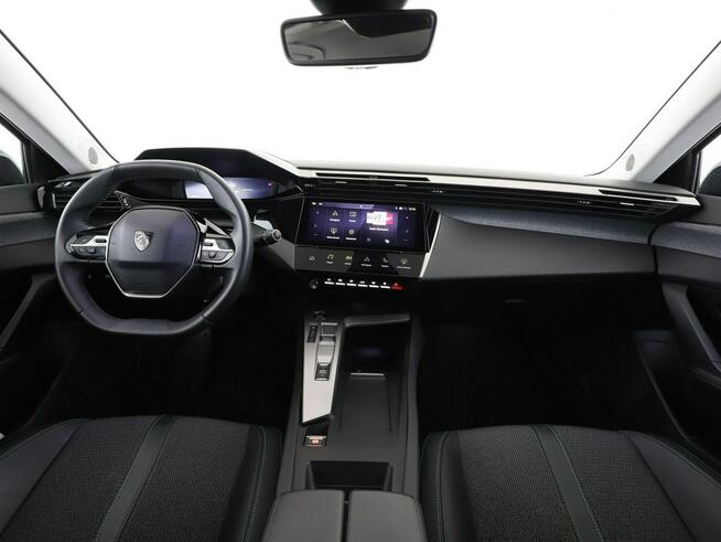 Peugeot 308 PHEV Allure Pack navi kamera180 LED ACC