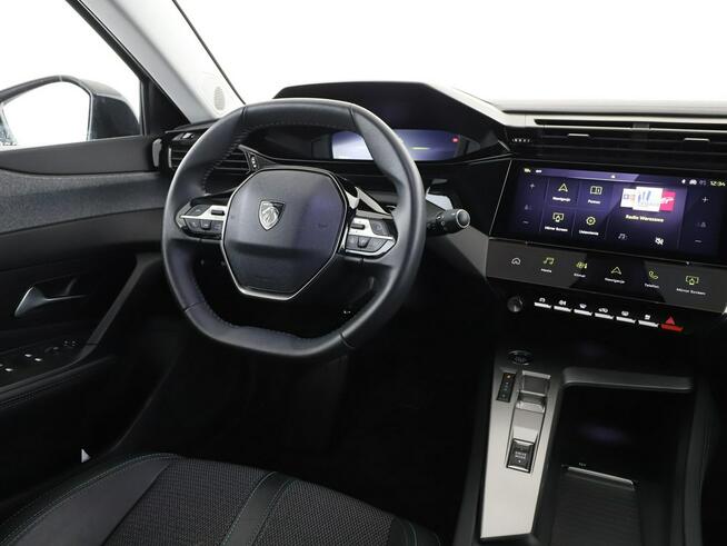 Peugeot 308 PHEV Allure Pack navi kamera180 LED ACC