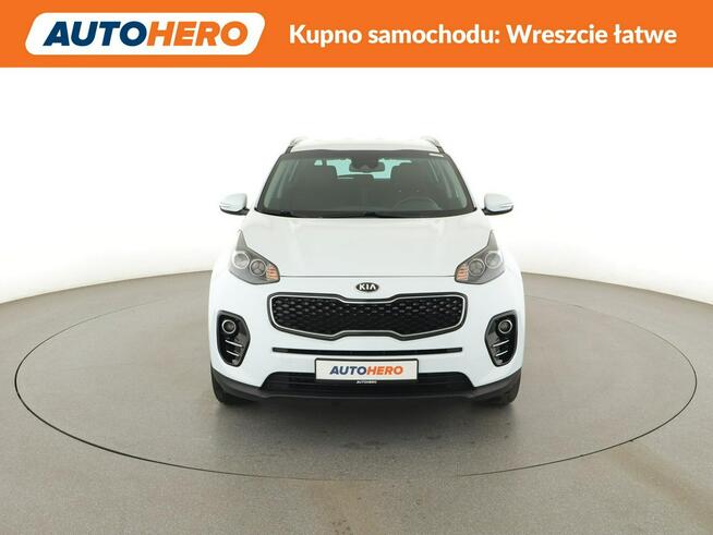 Kia Sportage navi klima auto grzane fotele kamera i czujniki parkowania LED