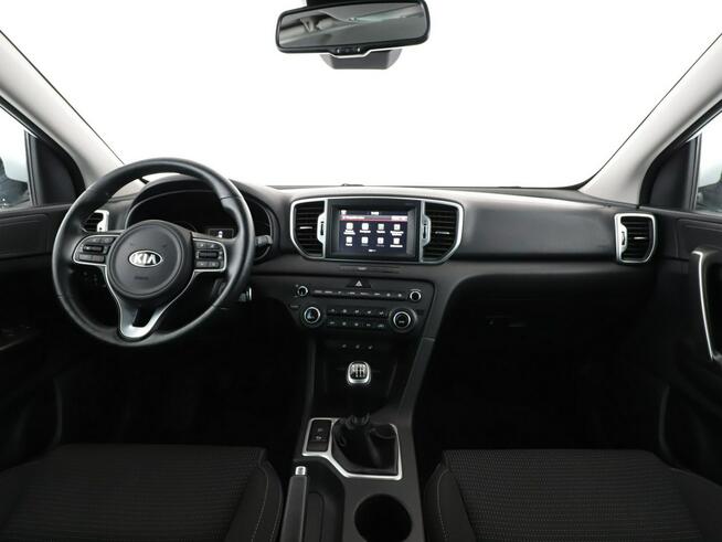 Kia Sportage navi klima auto grzane fotele kamera i czujniki parkowania LED
