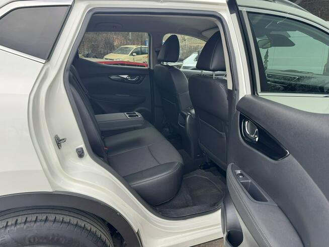 Nissan Qashqai 1.2DIG-T-115km-Nawigacja-Kamera 360-Keyless-GO-2 x PDC-Reflekotry LED