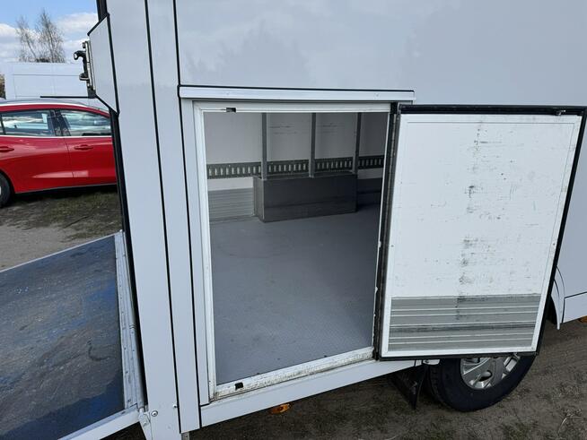 Fiat Ducato 2,2JTD 160KM Kontener Automat Przebieg 67820km
