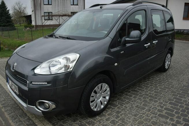 Peugeot Partner 1.6HDI 2013r/ Klima/ Led/ Hak/ 5-Osobowy/ Sprowadzony