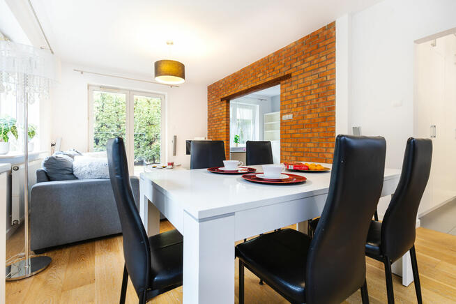 Mieszkanie z ogródkiem w osiedlu zamknie