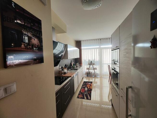 Apartament w osiedlu zamkniętym z garażem