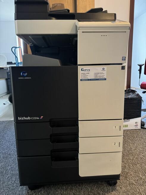 Syndyk sprzeda - drukarkę Konica Minolta bizhub C224e