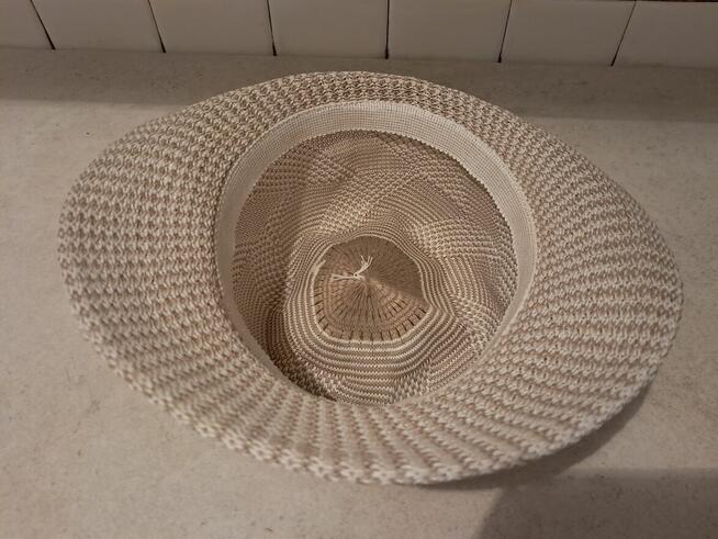 Kapelusz letni beżowy, rozm. 54/56, do sprzedania