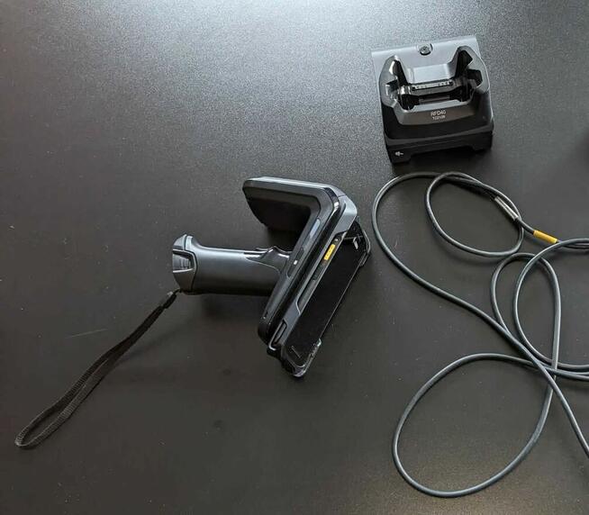 Syndyk sprzeda sprzęt elektroniczny- Zebra