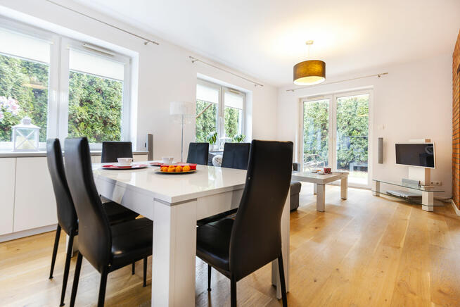 Mieszkanie z ogródkiem w osiedlu zamknie