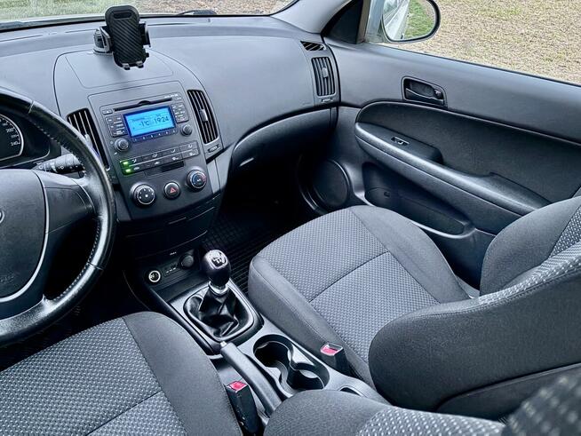 HYUNDAI i30 CW Kombi 1.4 Benzyna - FILM PREZENTACJA