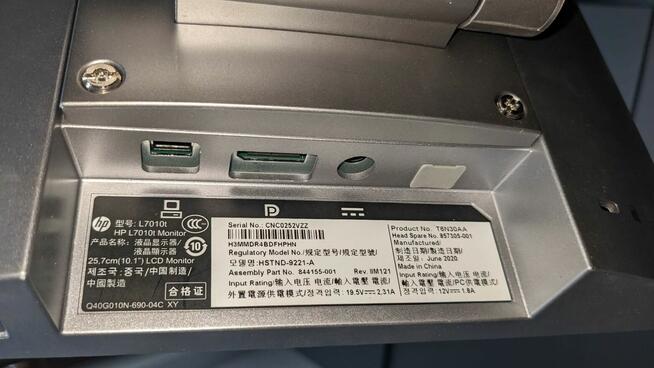 Syndyk sprzeda sprzęt elektroniczny- HP L7010T, HP RP9