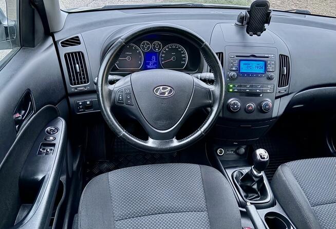 HYUNDAI i30 CW Kombi 1.4 Benzyna - FILM PREZENTACJA