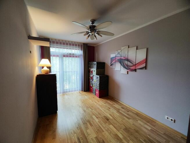 Apartament w osiedlu zamkniętym z garażem