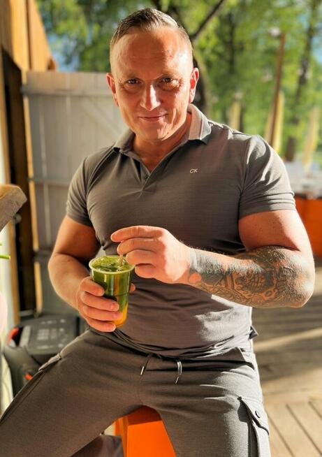 Przyjaciółka, partnerkę szukam i chcę.