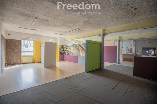 Lokal użytkowy 600 m² z rampą – idealny pod biznes