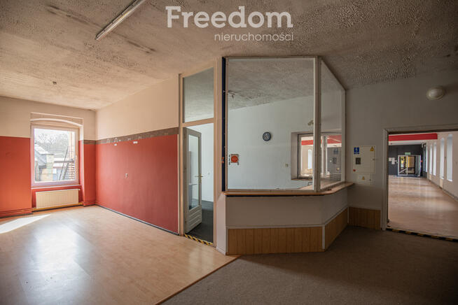 Lokal użytkowy 600 m² z rampą – idealny pod biznes