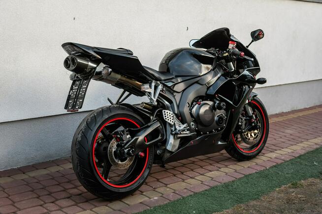 Honda CBR 1000 RR SC 57 2006 Raty Transport Największy Wybór Moto NOWE OPONY