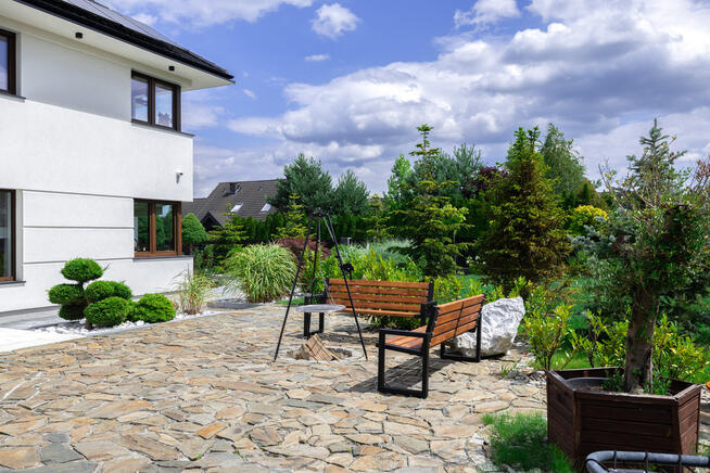 Nowoczesny dom z sauną, pięknym ogrodem - Wilkszyn