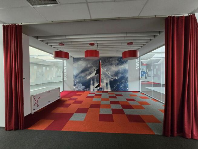 Lokal biurowy o powierzchni 2.450,30 m²
