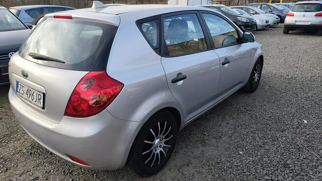 Kia Cee'd 1,4 109 KM 194 tys.km/Alu/Klimatyzacja/Ładny
