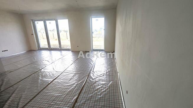 Dom Czernica Czernica, Ogrodowa