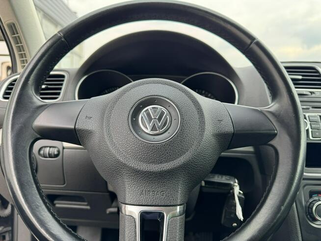 Volkswagen Golf 1.6 mpi