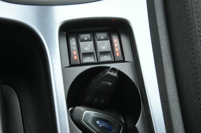 Ford Mondeo 2.0 203KM Xenon LED Navi Convers+ Grzane fotele