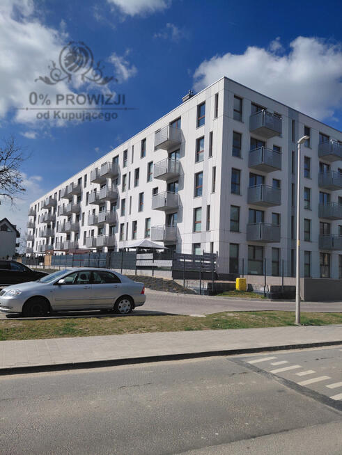 Piękna kawalerka w doskonałej lokalizacji z balkonem z dobrą komunikacją