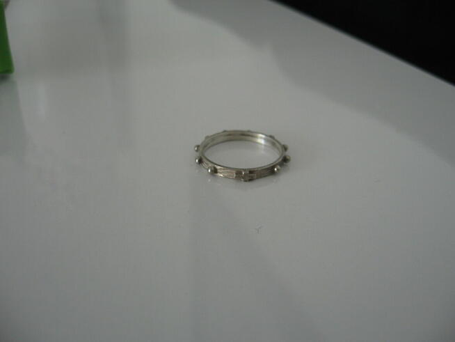 Pierścionki( obrączka)z krzyżykiem i pierścionek z oczkiem