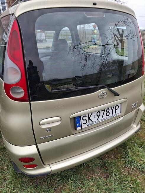 Toyota Yaris Verso