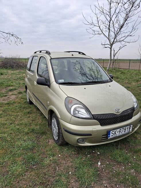 Toyota Yaris Verso