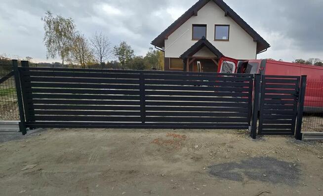 Ogrodzenia, bramy, balustrady, schody, stelaże loft