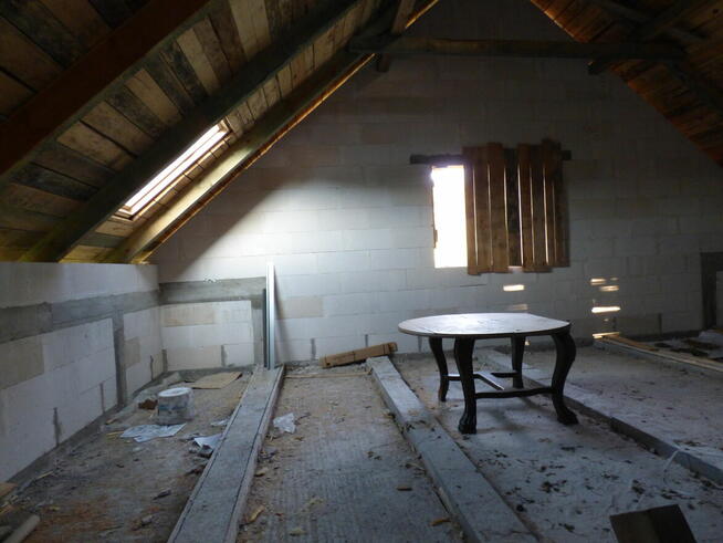 Dom do wykończenie na dużej działce 2394m, 70km od Warszawy