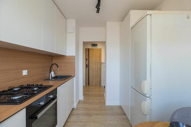 Jasne mieszkanie 46,25 m² z balkonem i piwnicą Bezpośrednio