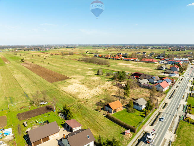 Płaska działka budowlana blisko centrum