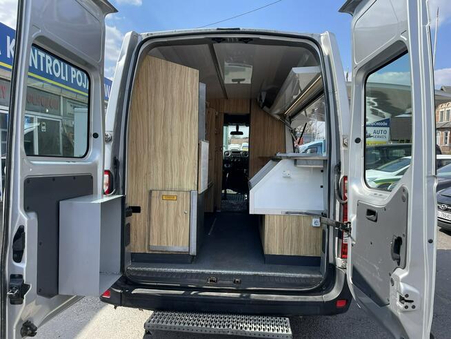 Renault Master Autosklep pieczywa Sklep bar Gastronomiczny Food Truck Foodtruck 2016