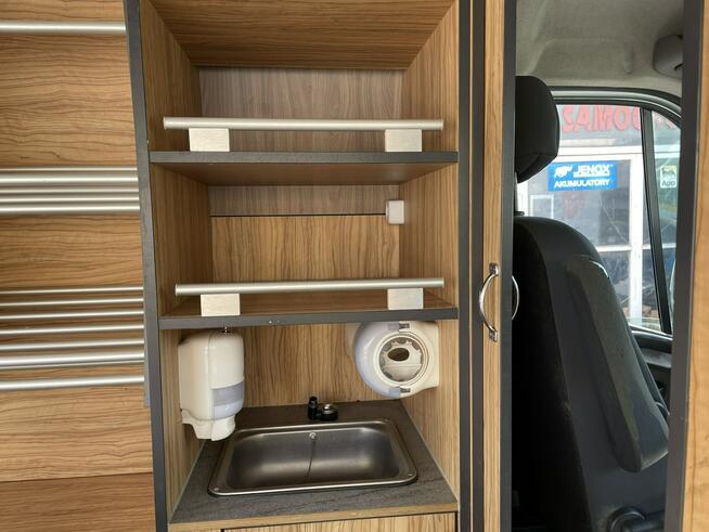 Renault Master Autosklep pieczywa Sklep bar Gastronomiczny Food Truck Foodtruck 2016