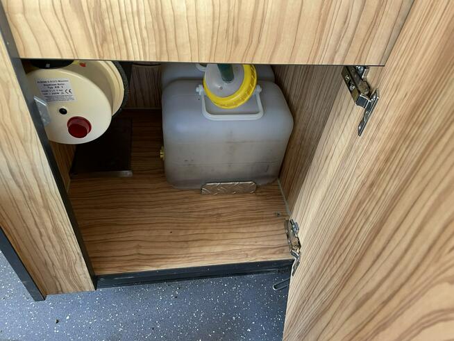 Renault Master Autosklep pieczywa Sklep bar Gastronomiczny Food Truck Foodtruck 2016