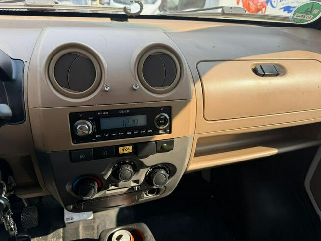 DFSK Piagoo Foodtruck food truck kontener 2013