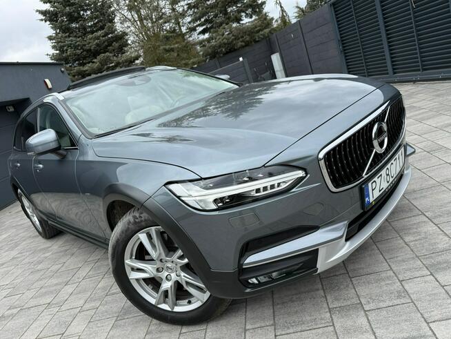 Volvo V90 Cross Country T5 254KM Salon Polska Jasna Skóra Hak Panorama Kamera Zarejestrowany!