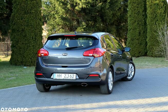 Kia Cee'd 1.6 GDI Dream Team Edition