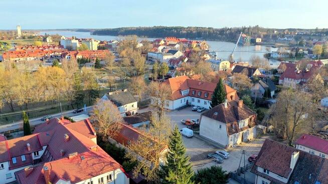 Garaż Mikołajki, Dąbrowskiego