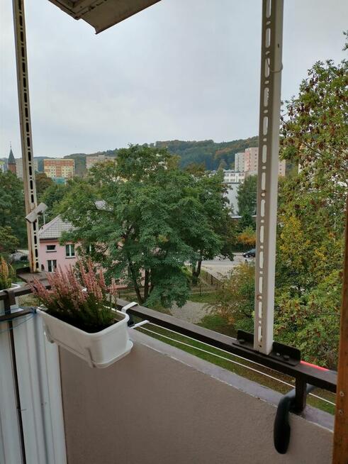 Jasne, dwustronne mieszkanie 2-pokojowe z balkonem przy SKM