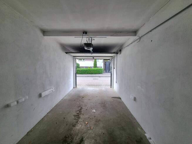 Garaż Sara Miłosna Wesoła prąd