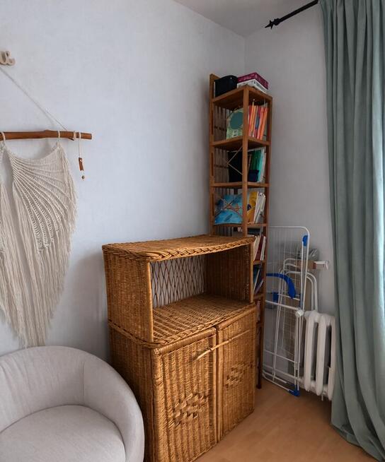Jasne, dwustronne mieszkanie 2-pokojowe z balkonem przy SKM