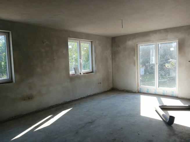 Dom do wykończenie na dużej działce 2394m, 70km od Warszawy