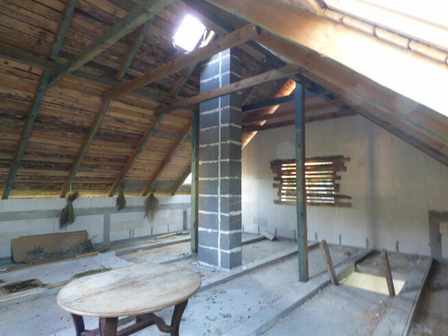 Dom do wykończenie na dużej działce 2394m, 70km od Warszawy